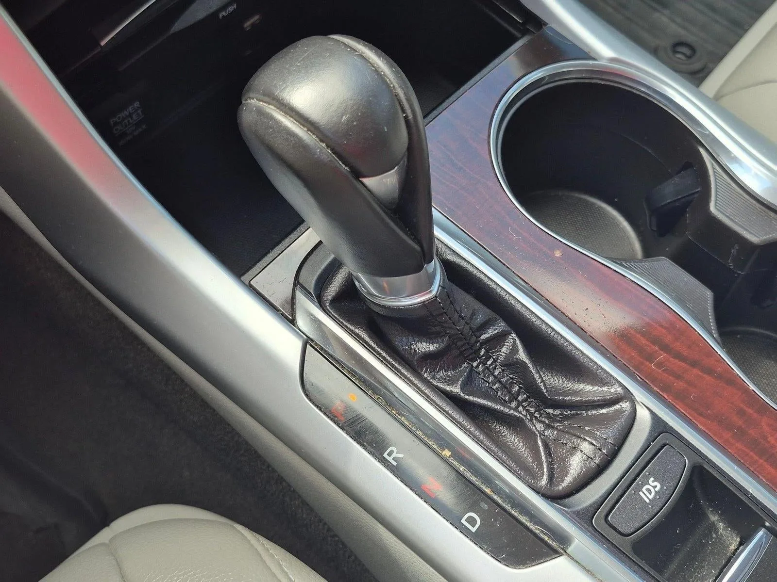 2015 Acura TLX Base photo 6
