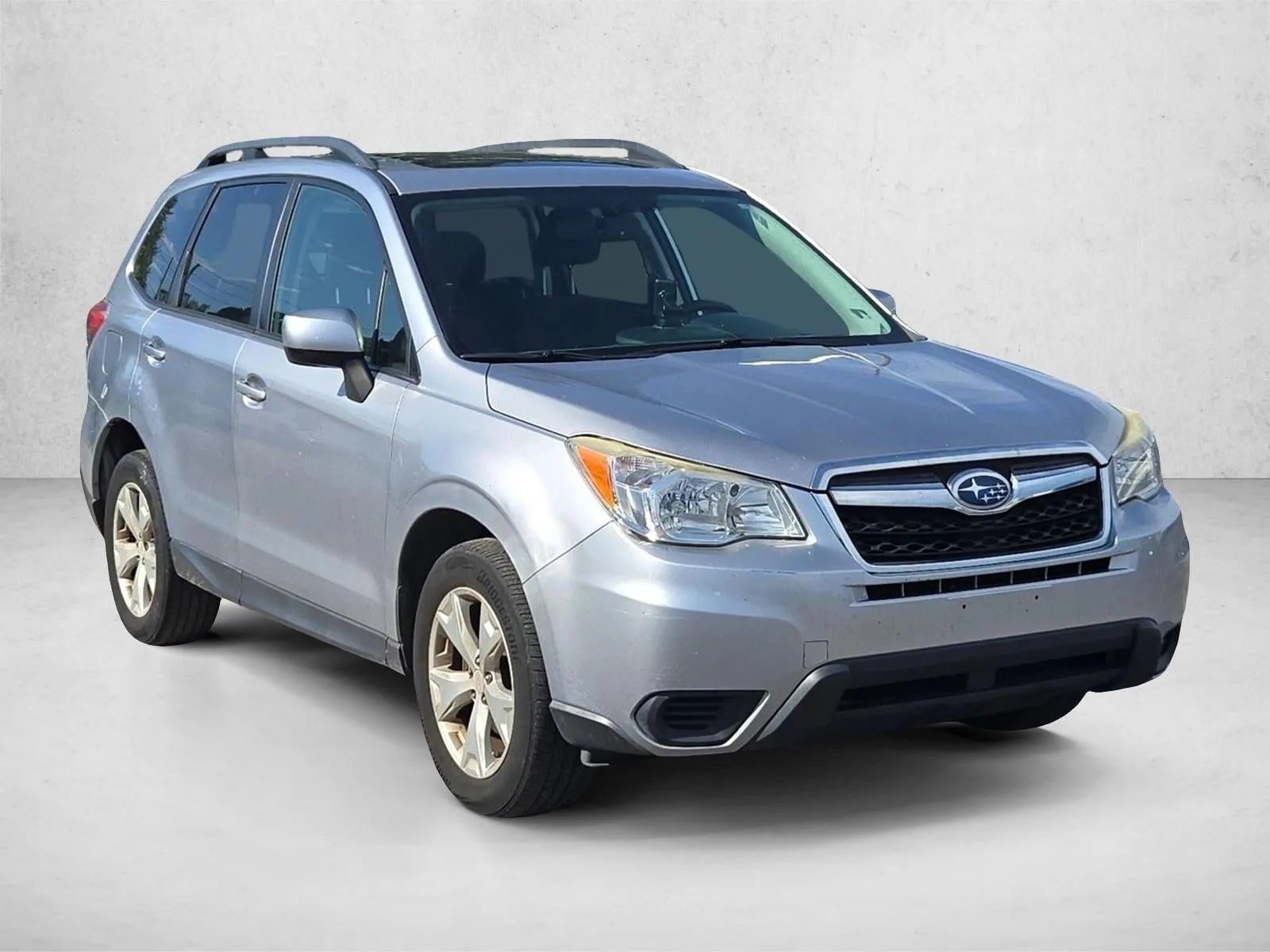 2015 Subaru Forester 2.5i Premium photo 3