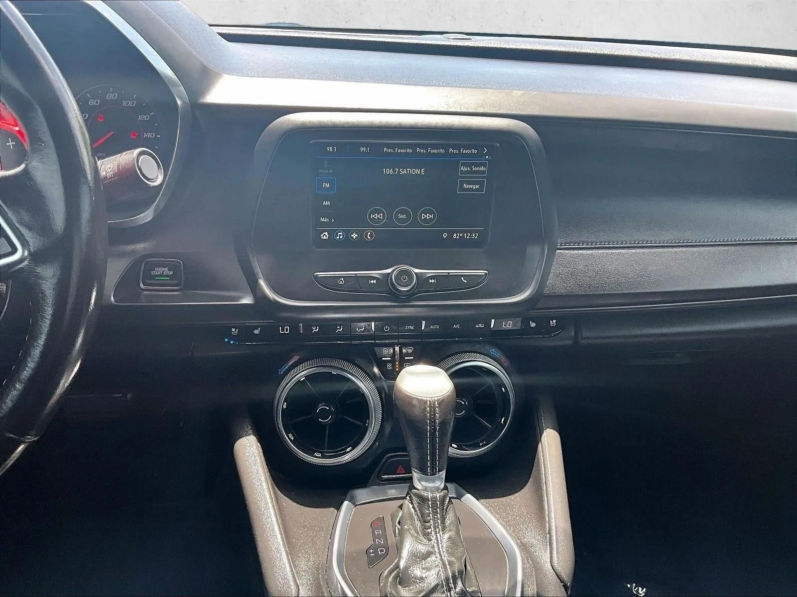 2019 Chevrolet Camaro 2LT photo 8