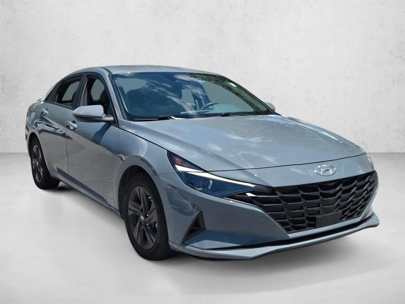 2022 Hyundai ELANTRA SEL IVT photo 3