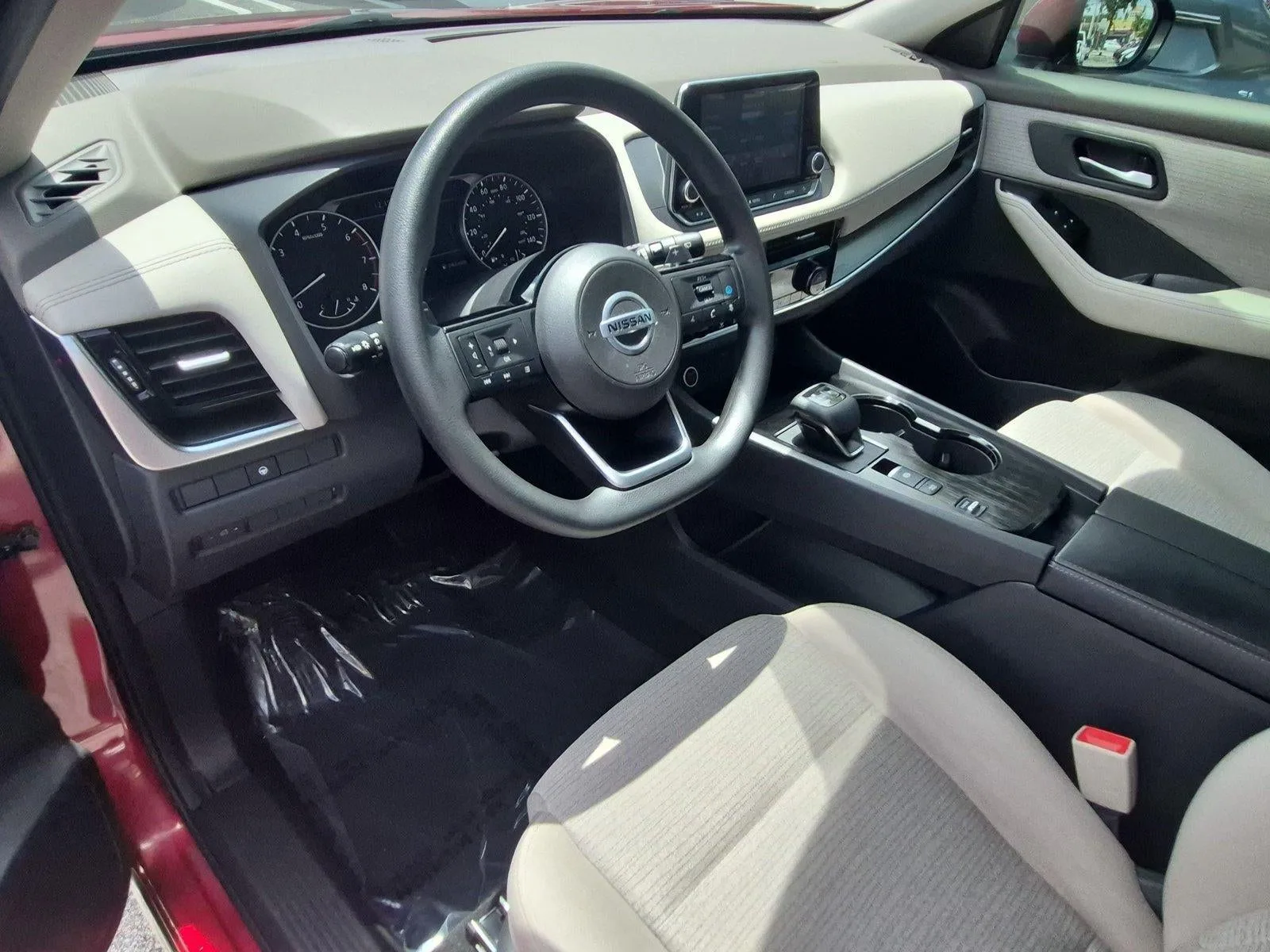 2021 Nissan Rogue FWD SV photo 10