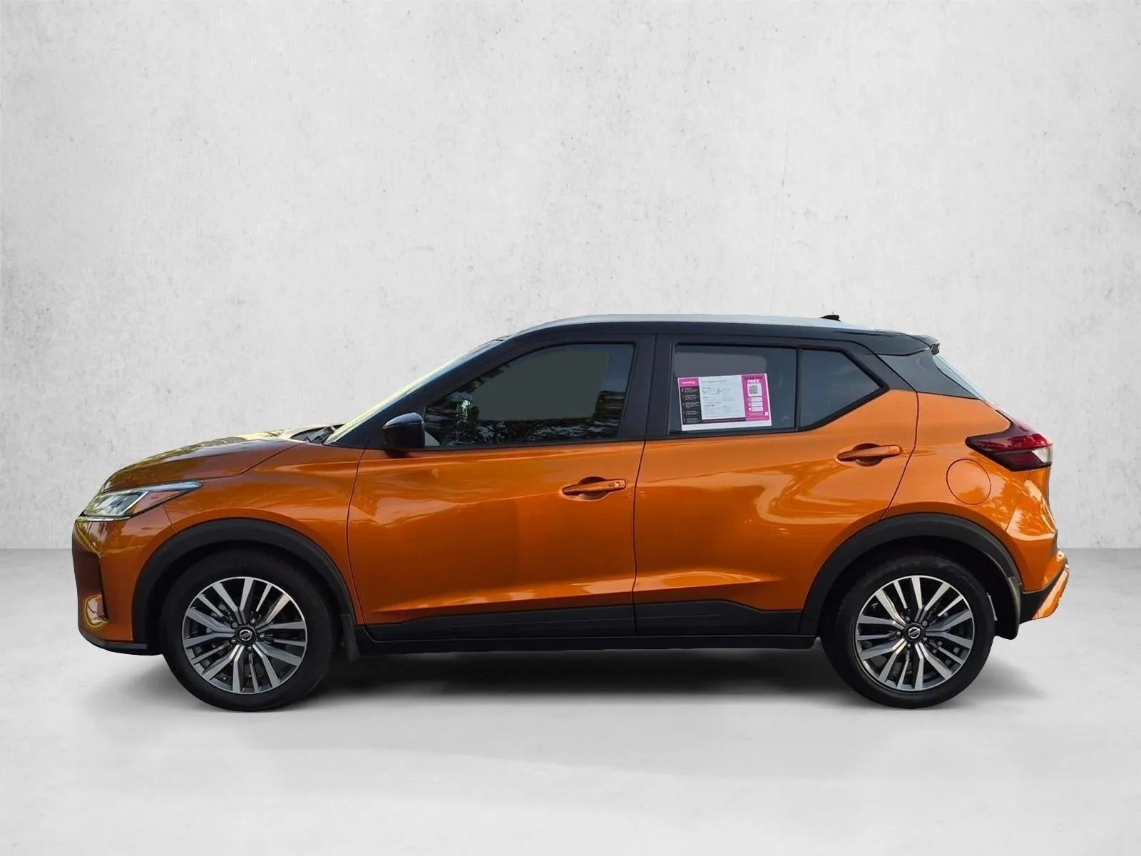2021 Nissan Kicks SV FWD photo 10