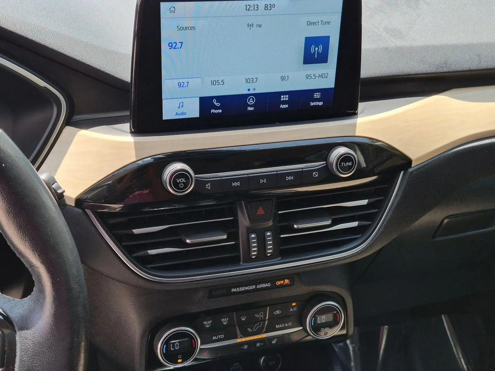 2021 Ford Escape Titanium AWD photo 12