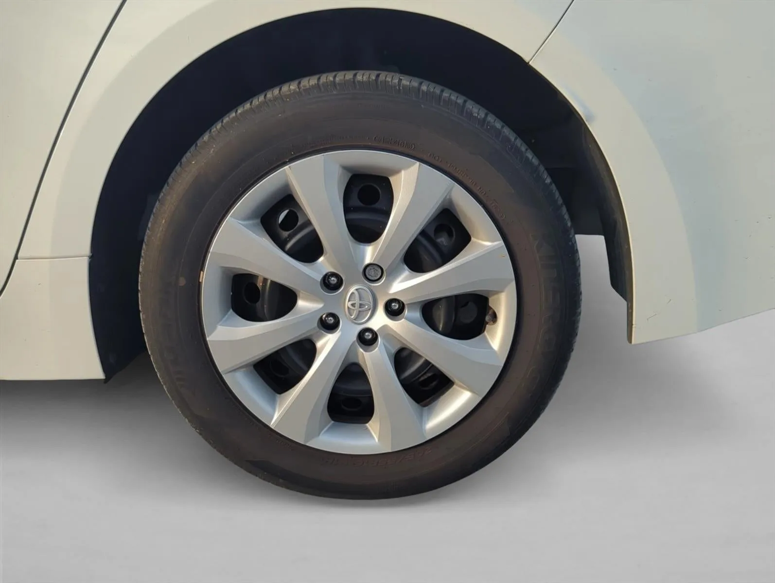 2023 Toyota Corolla LE CVT (Natl) photo 6