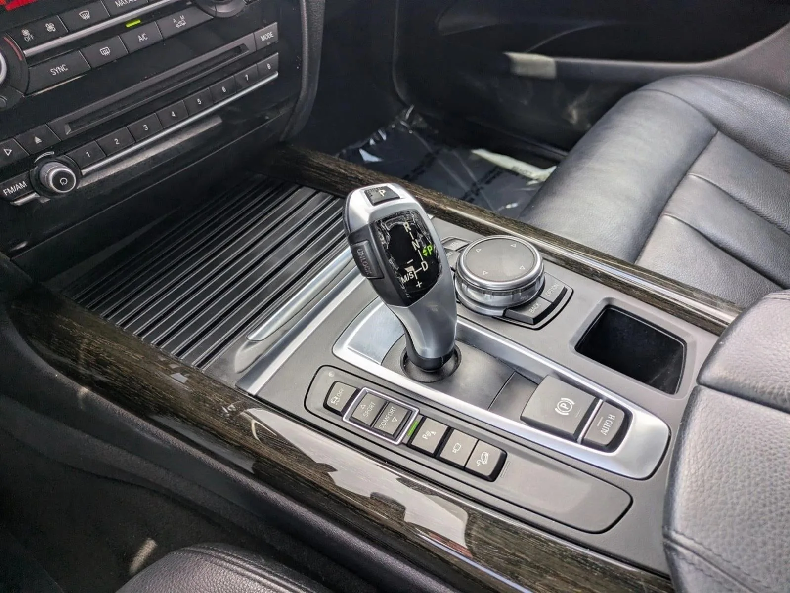 2015 BMW X5 xDrive35i AWD 4dr SAV photo 12