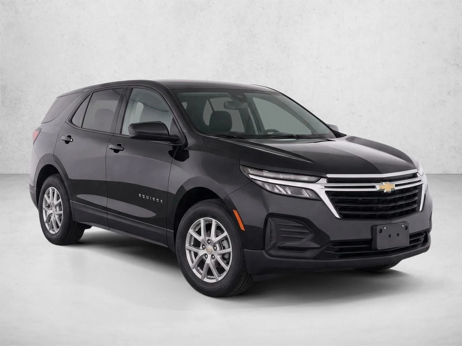 2023 Chevrolet Equinox FWD 4dr LS w/1LS photo 3
