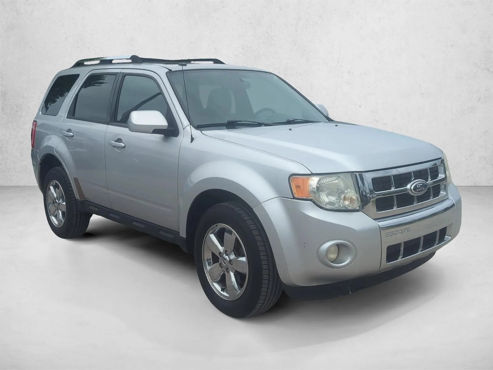 2010 Ford Escape FWD 4dr Limited photo 3