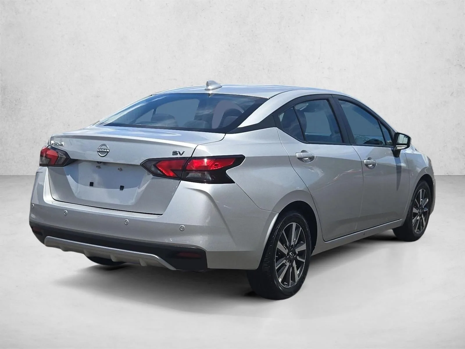 2024 Nissan Versa SV CVT photo 6