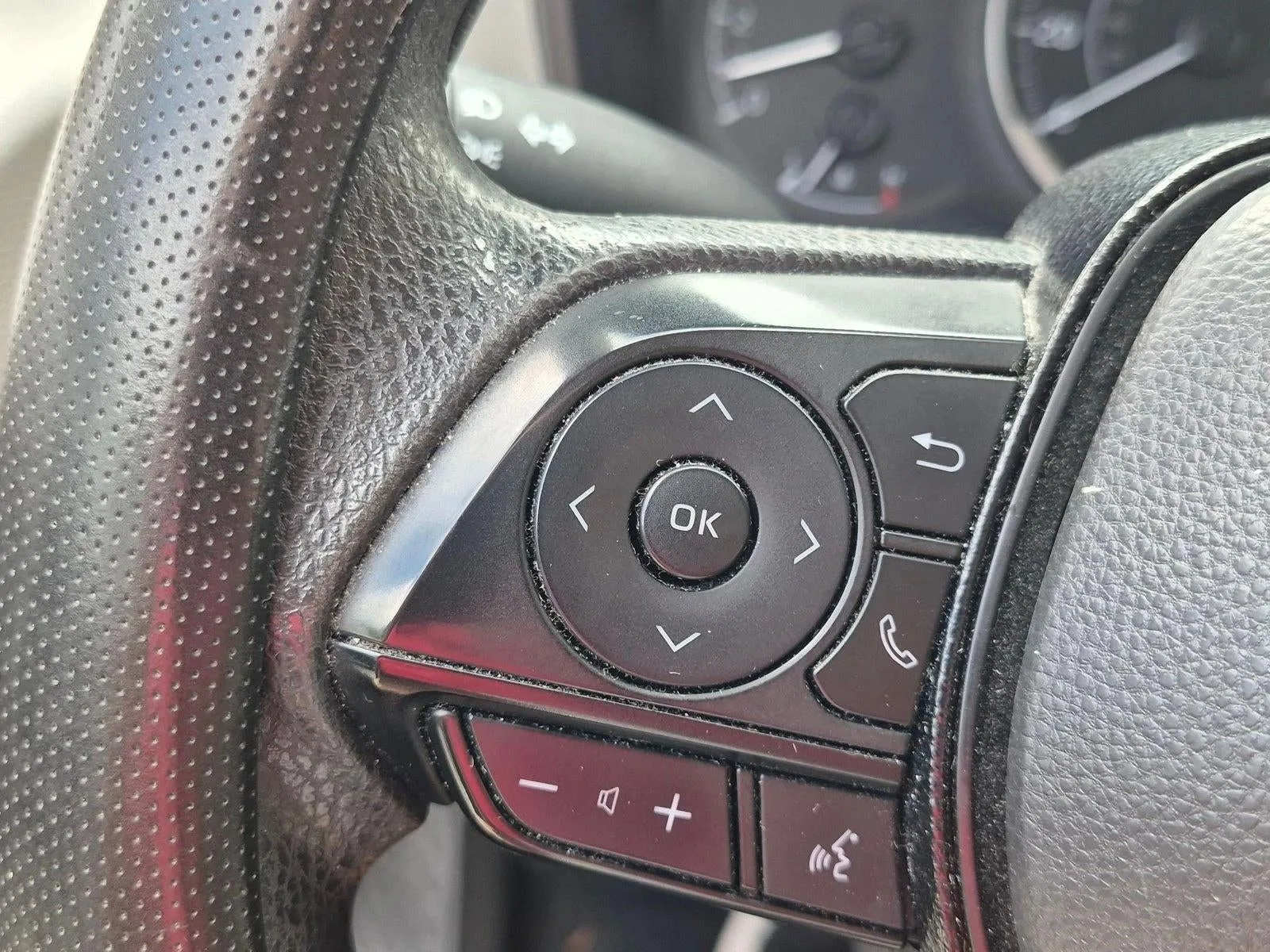 2020 Toyota Corolla LE photo 11