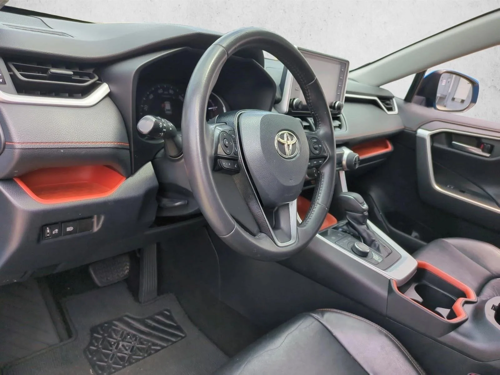 2020 Toyota RAV4 Adventure AWD (Natl) photo 10