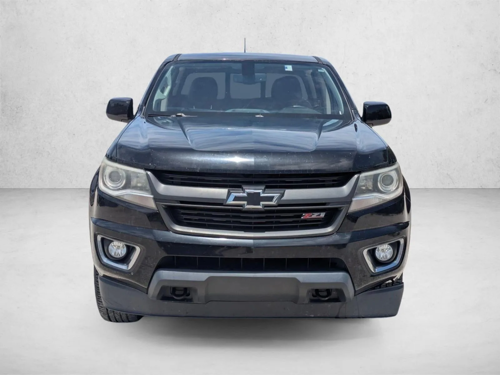 2017 Chevrolet Colorado Crew Cab Short Box 4-Wheel Drive Z71 photo 2