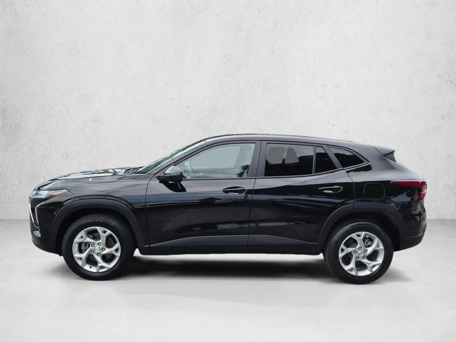 2024 Chevrolet Trax LS photo 9