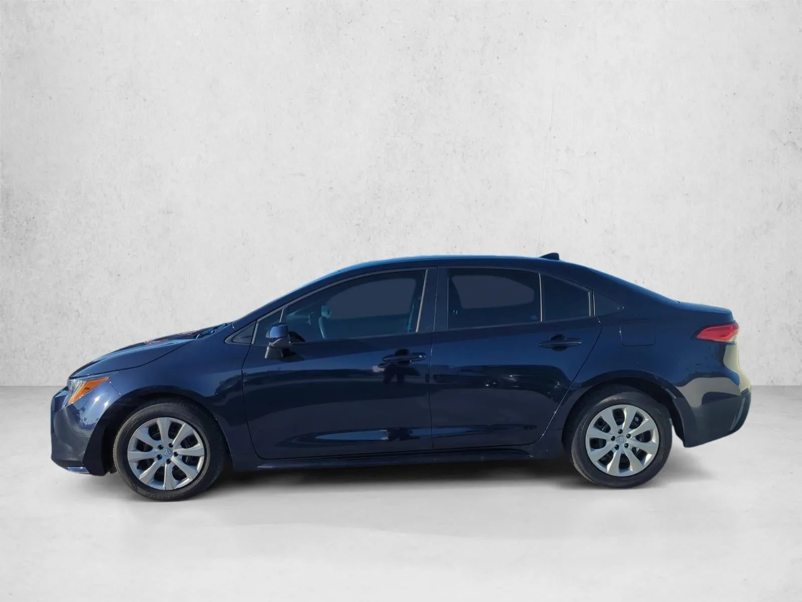 2023 Toyota Corolla LE CVT (Natl) photo 5