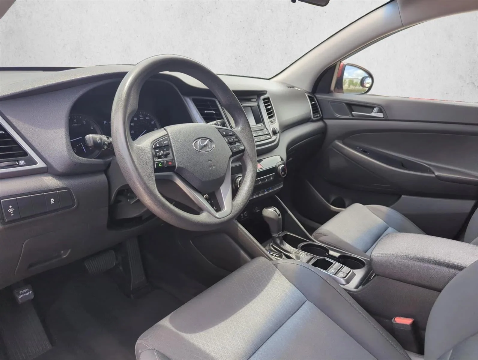 2017 Hyundai TUCSON SE FWD photo 9