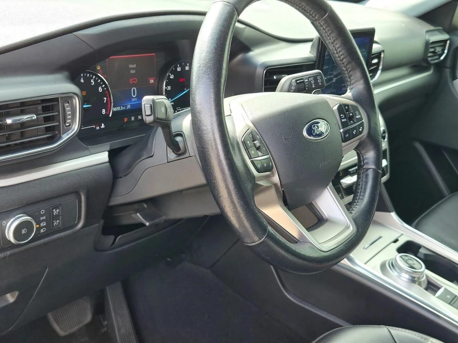 2021 Ford Explorer XLT RWD photo 9