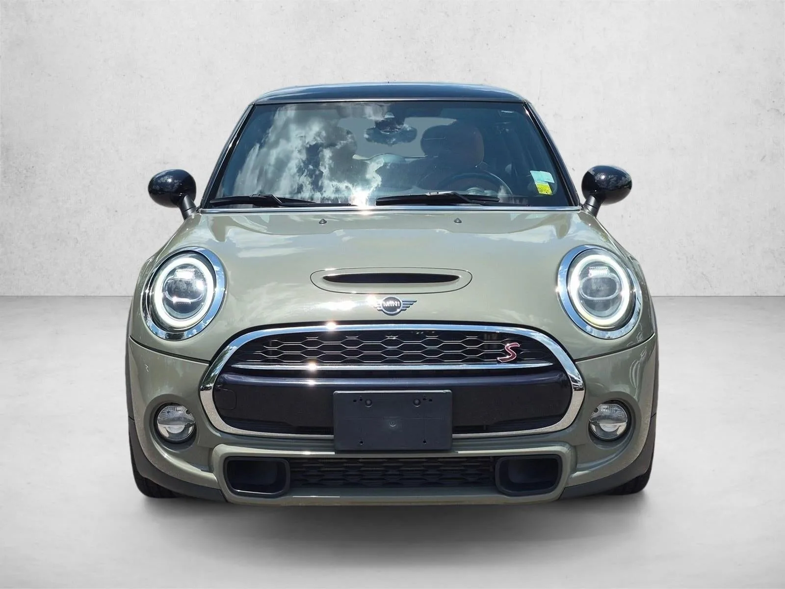 2019 MINI Cooper S Hardtop Cooper S photo 2