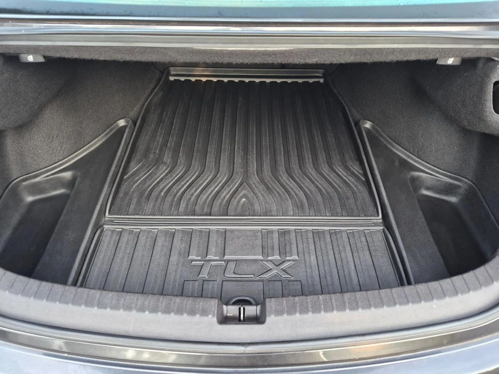 2015 Acura TLX FWD V6 Tech photo 6