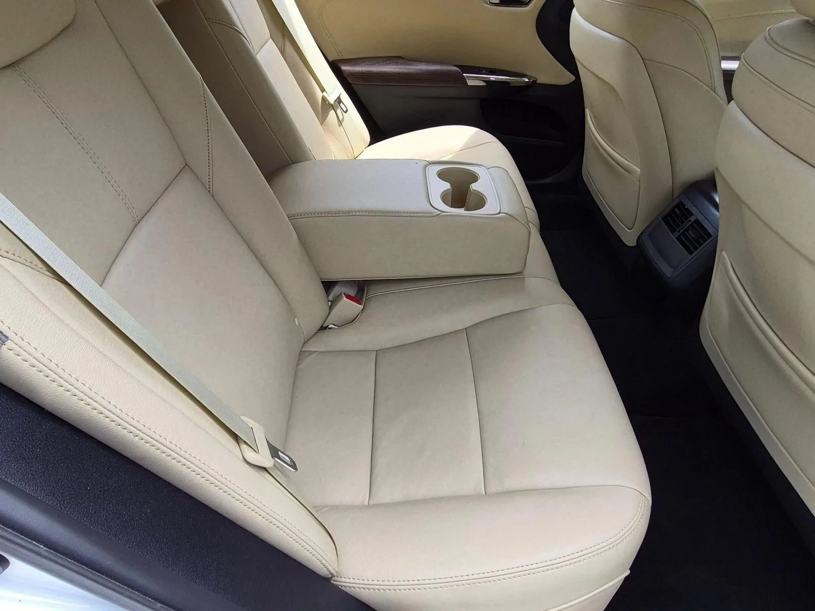 2017 Toyota Avalon XLE (SE) photo 12