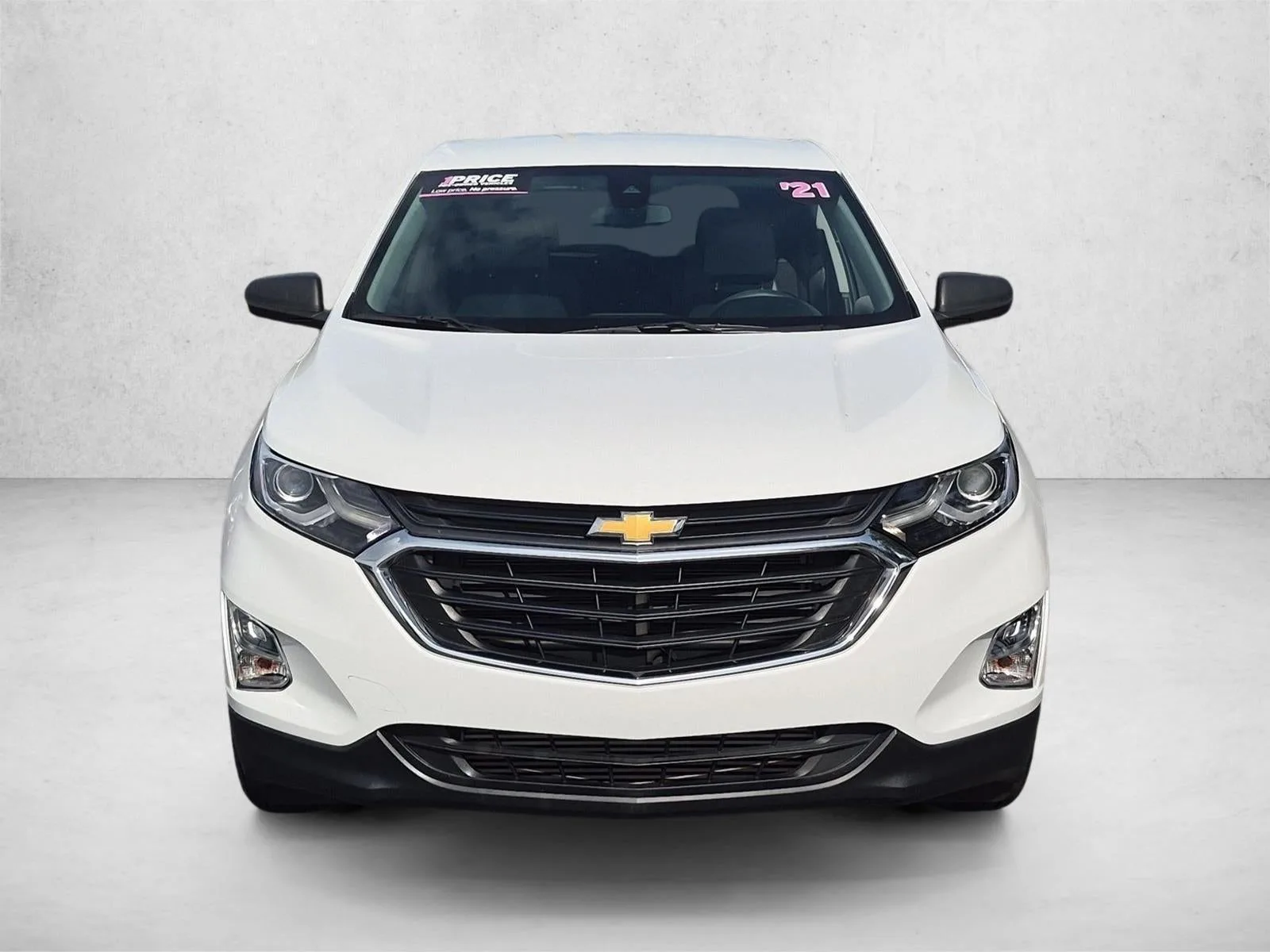 2021 Chevrolet Equinox LS photo 2