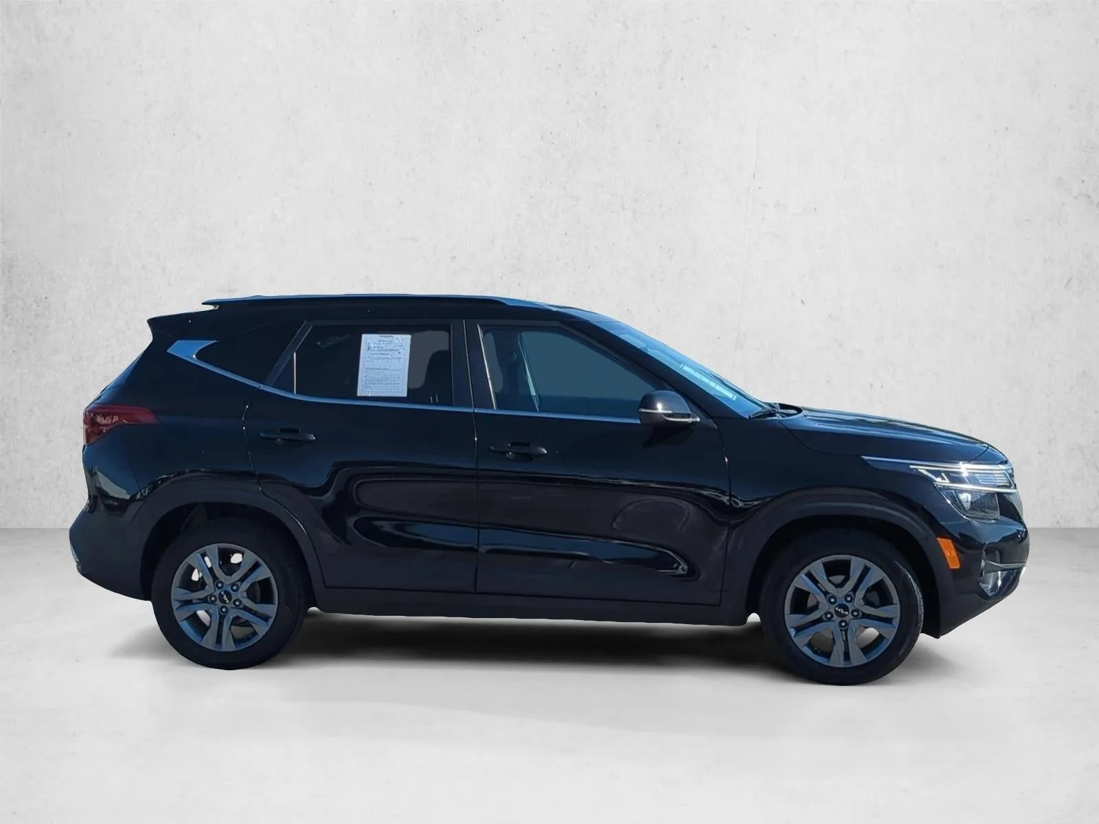 2022 Kia Seltos S IVT FWD photo 4