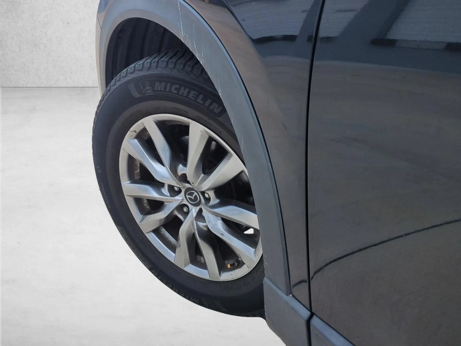 2018 Mazda CX-9 Touring FWD photo 7