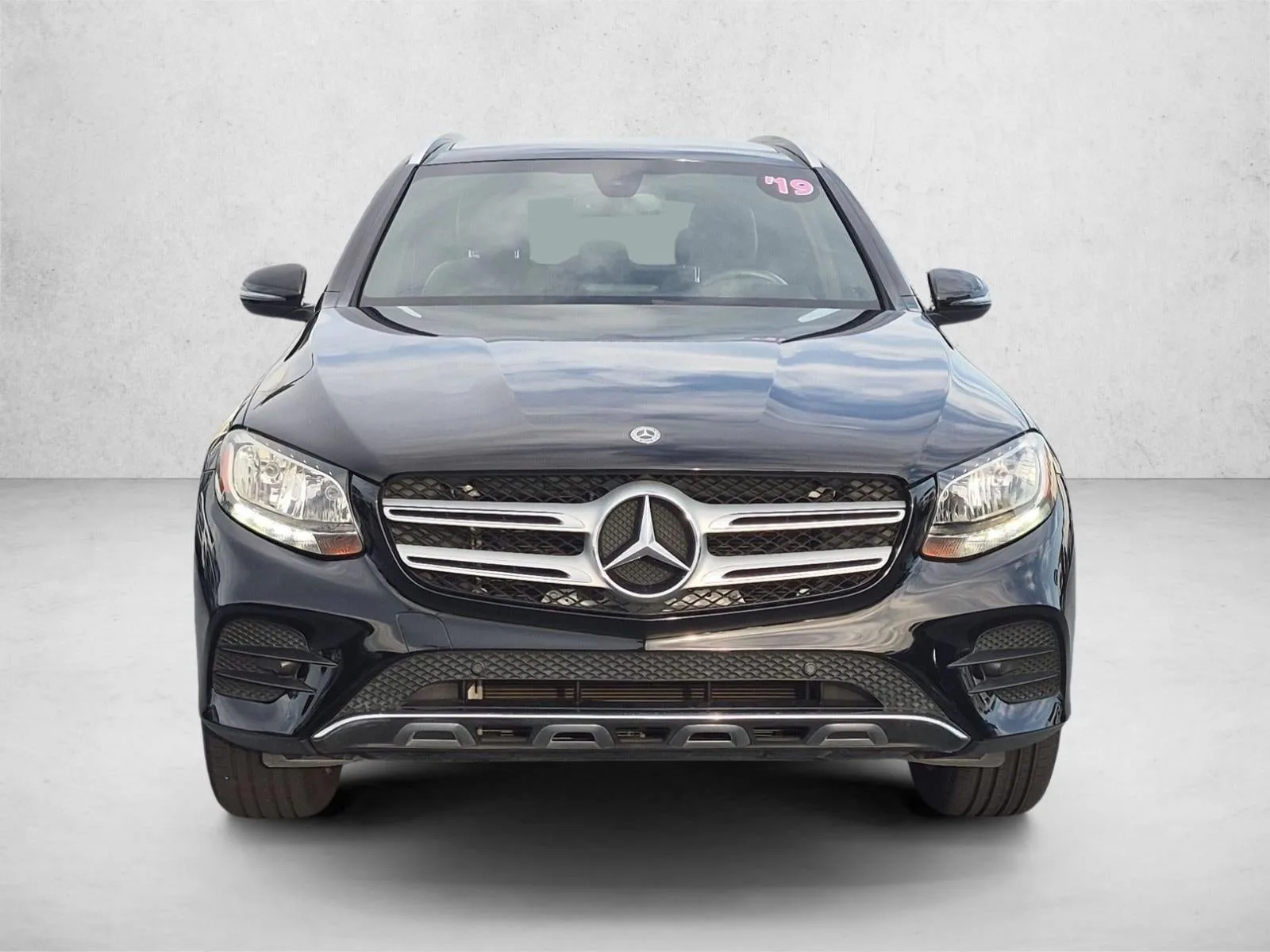 2019 Mercedes-Benz GLC GLC 300 SUV photo 2