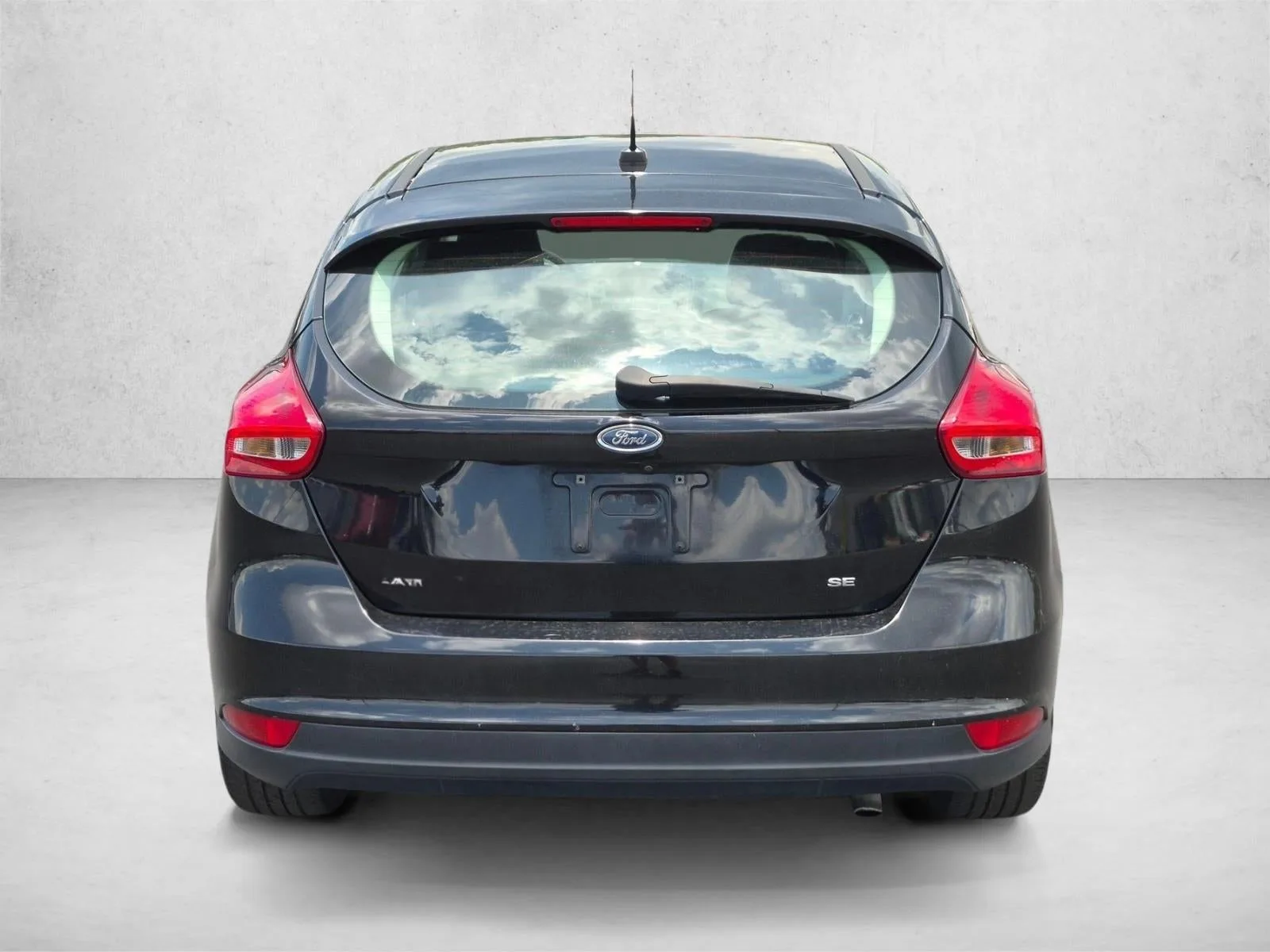 2018 Ford Focus SE photo 6