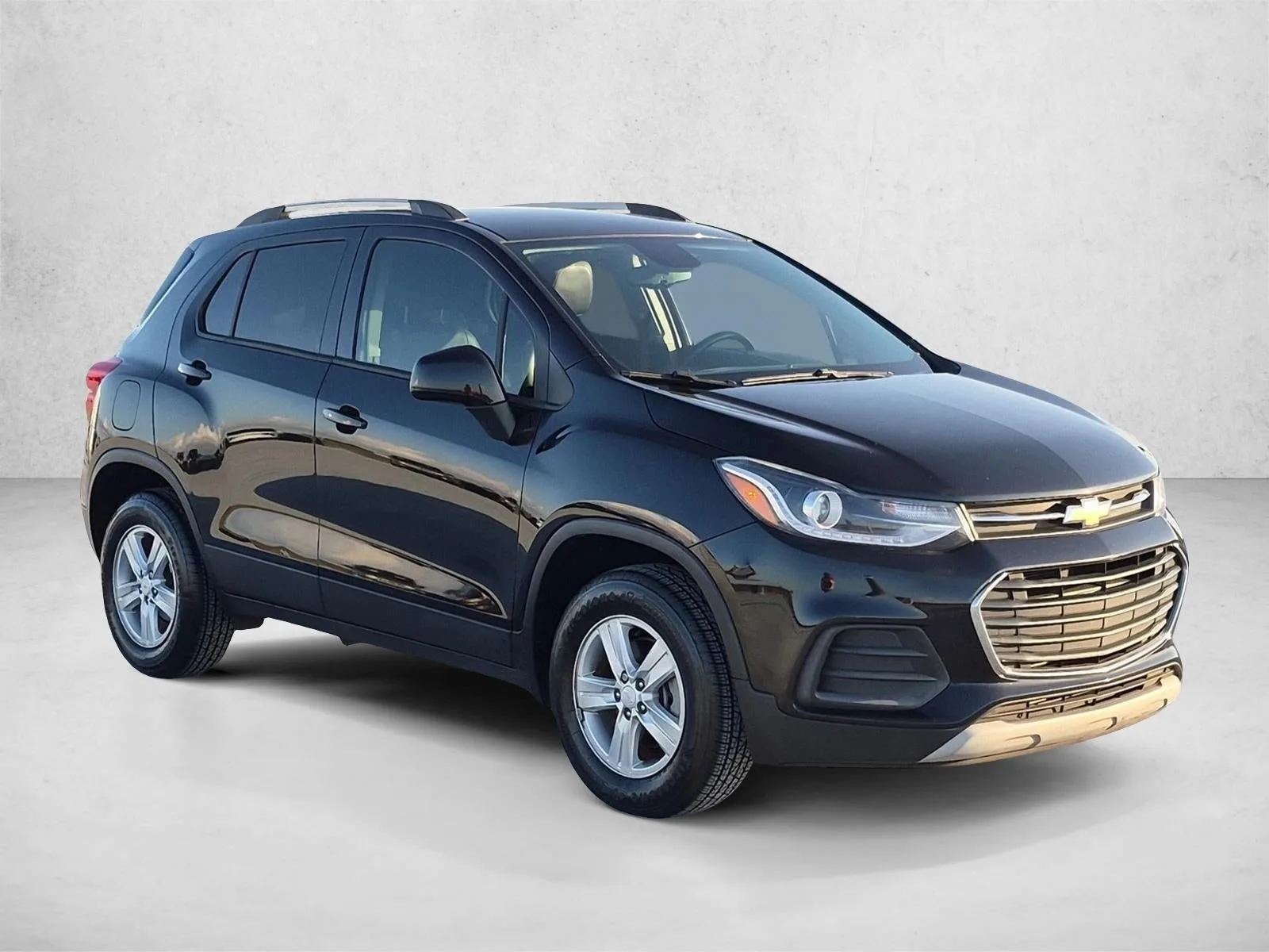 2021 Chevrolet Trax LT photo 3