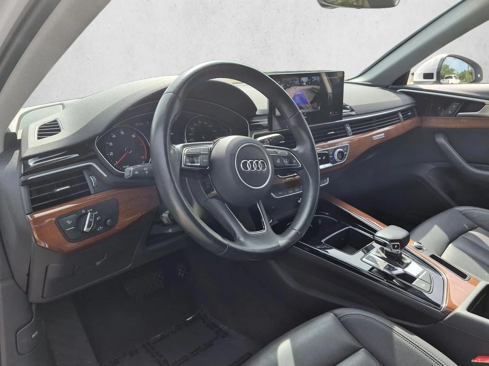 2022 Audi A4 Sedan Premium 40 TFSI quattro photo 9