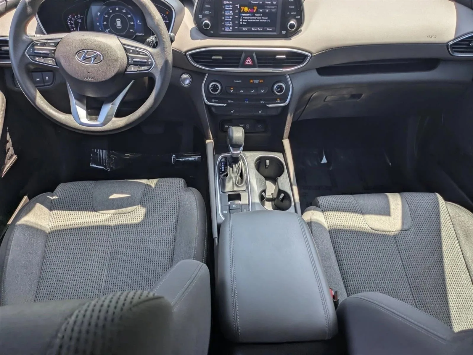 2019 Hyundai SANTA FE SEL 2.4L Auto FWD photo 15
