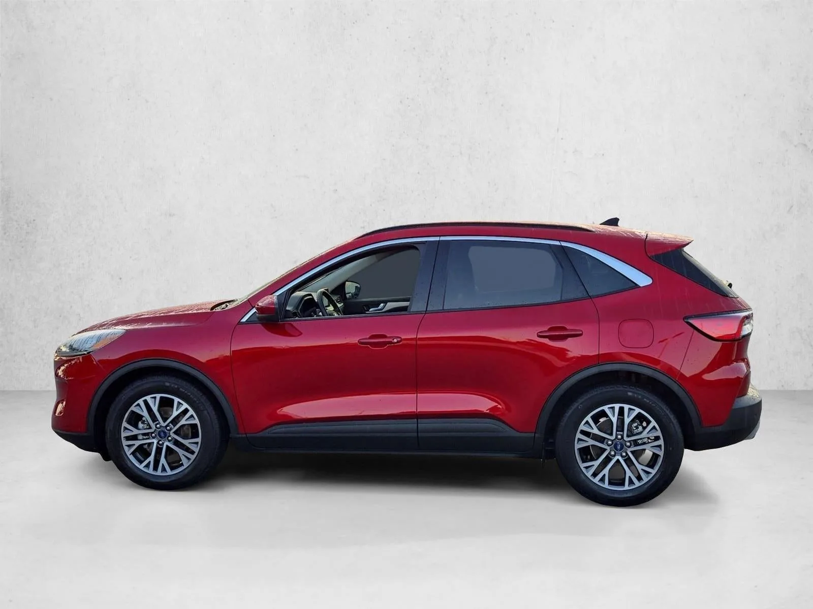 2020 Ford Escape SEL FWD photo 9