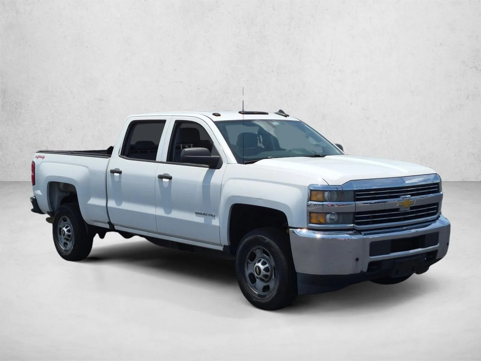 2016 Chevrolet Silverado 2500 HD Work Truck photo 3