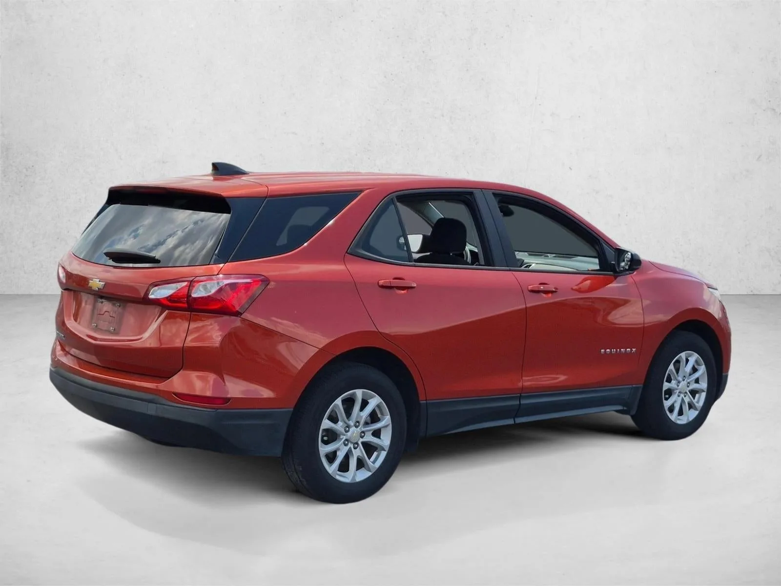 2020 Chevrolet Equinox FWD LS photo 5