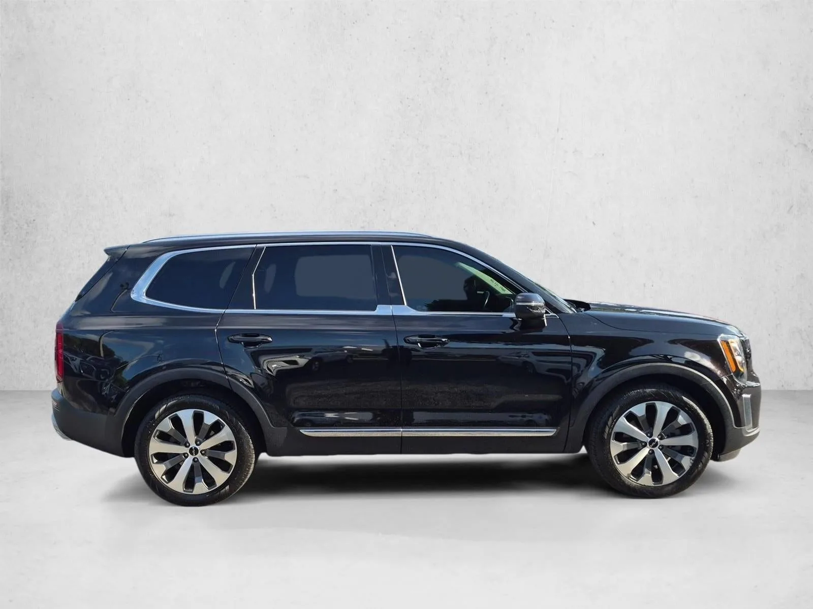 2022 Kia Telluride EX photo 4