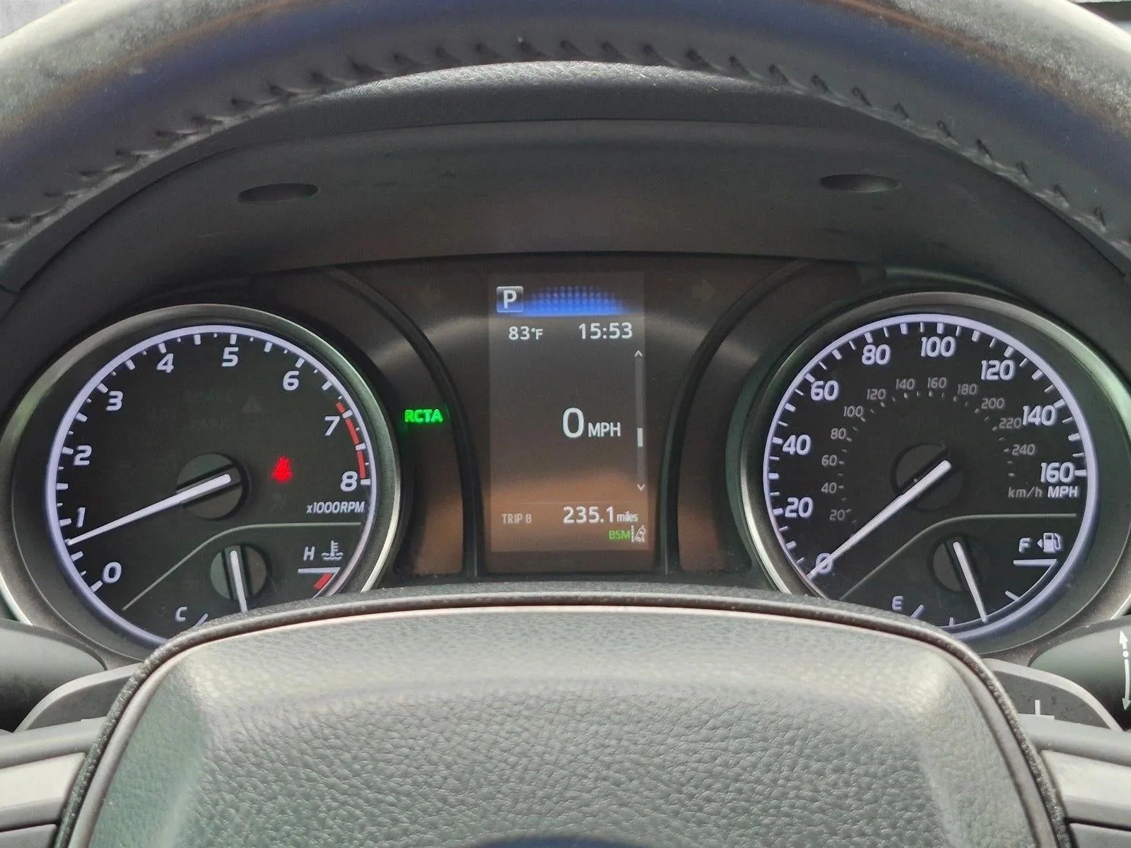 2022 Toyota Camry SE Auto (SE) photo 11