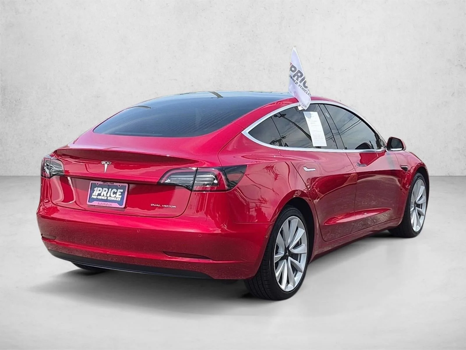 2018 Tesla Model 3 Long Range photo 5