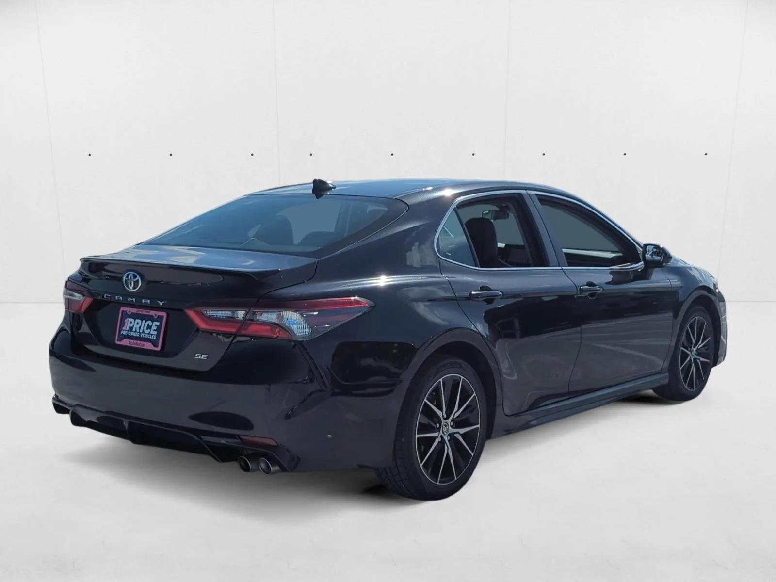 2023 Toyota Camry SE Auto (SE) photo 5