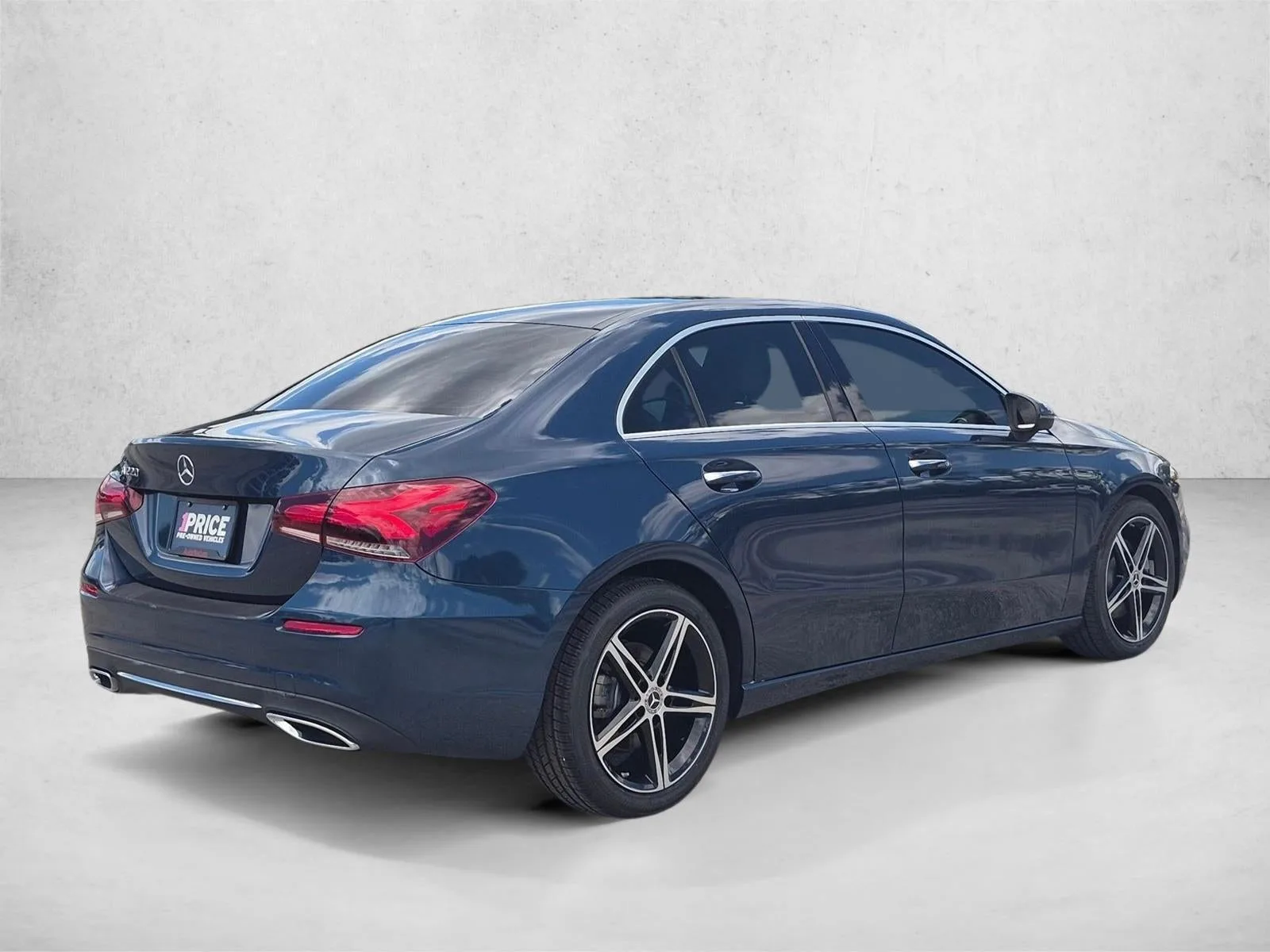 2021 Mercedes-Benz A-Class A 220 Sedan photo 5