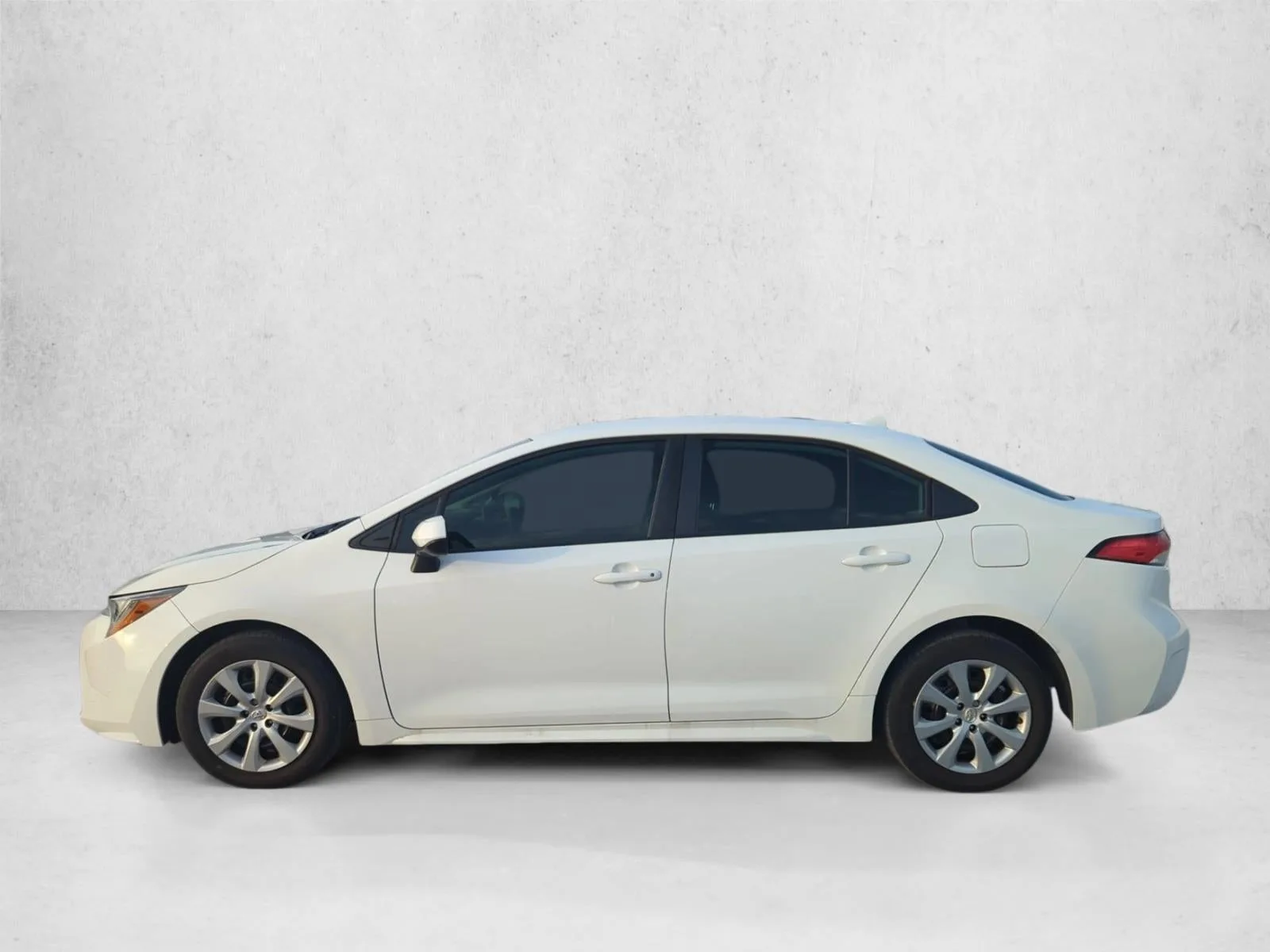 2023 Toyota Corolla LE CVT (Natl) photo 5