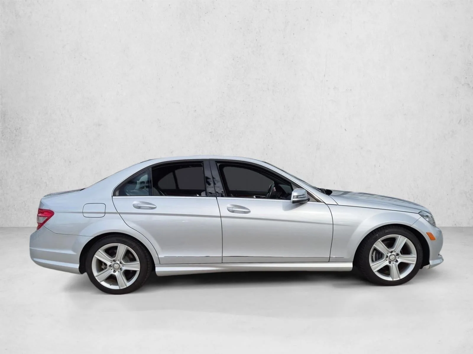 2011 Mercedes-Benz C-Class C 300 Sport Sedan photo 4