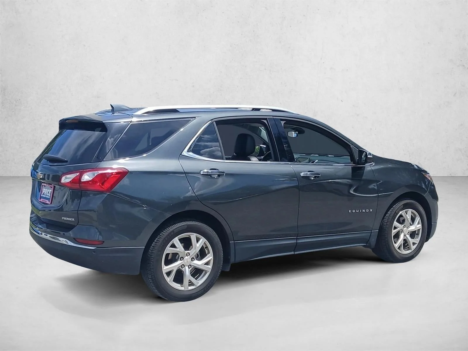 2019 Chevrolet Equinox FWD Premier photo 5