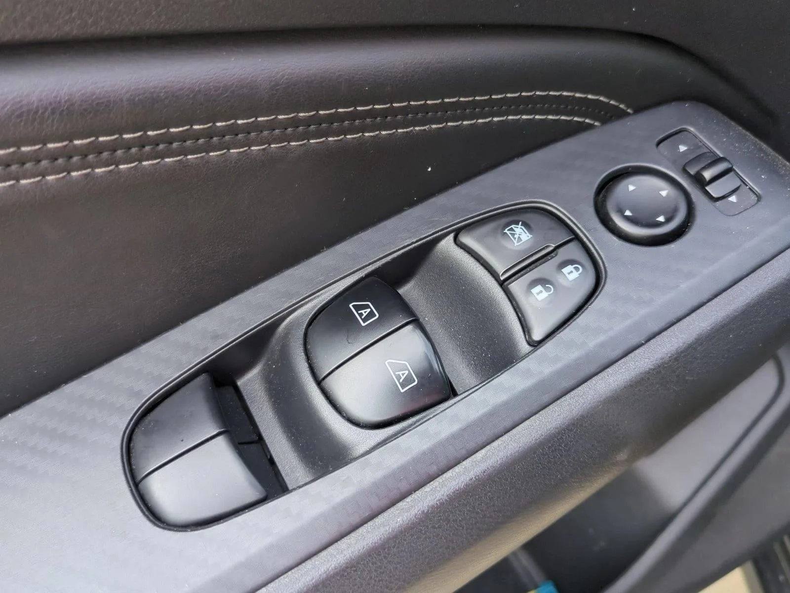 2019 Nissan Altima 2.5 Platinum Sedan photo 10