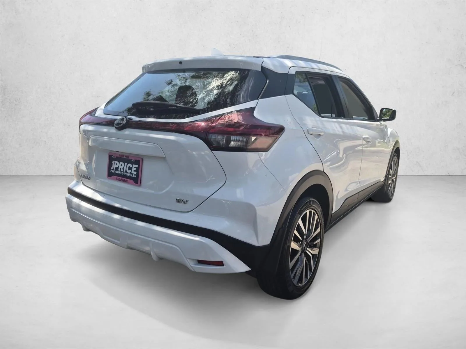 2022 Nissan Kicks SV FWD photo 5