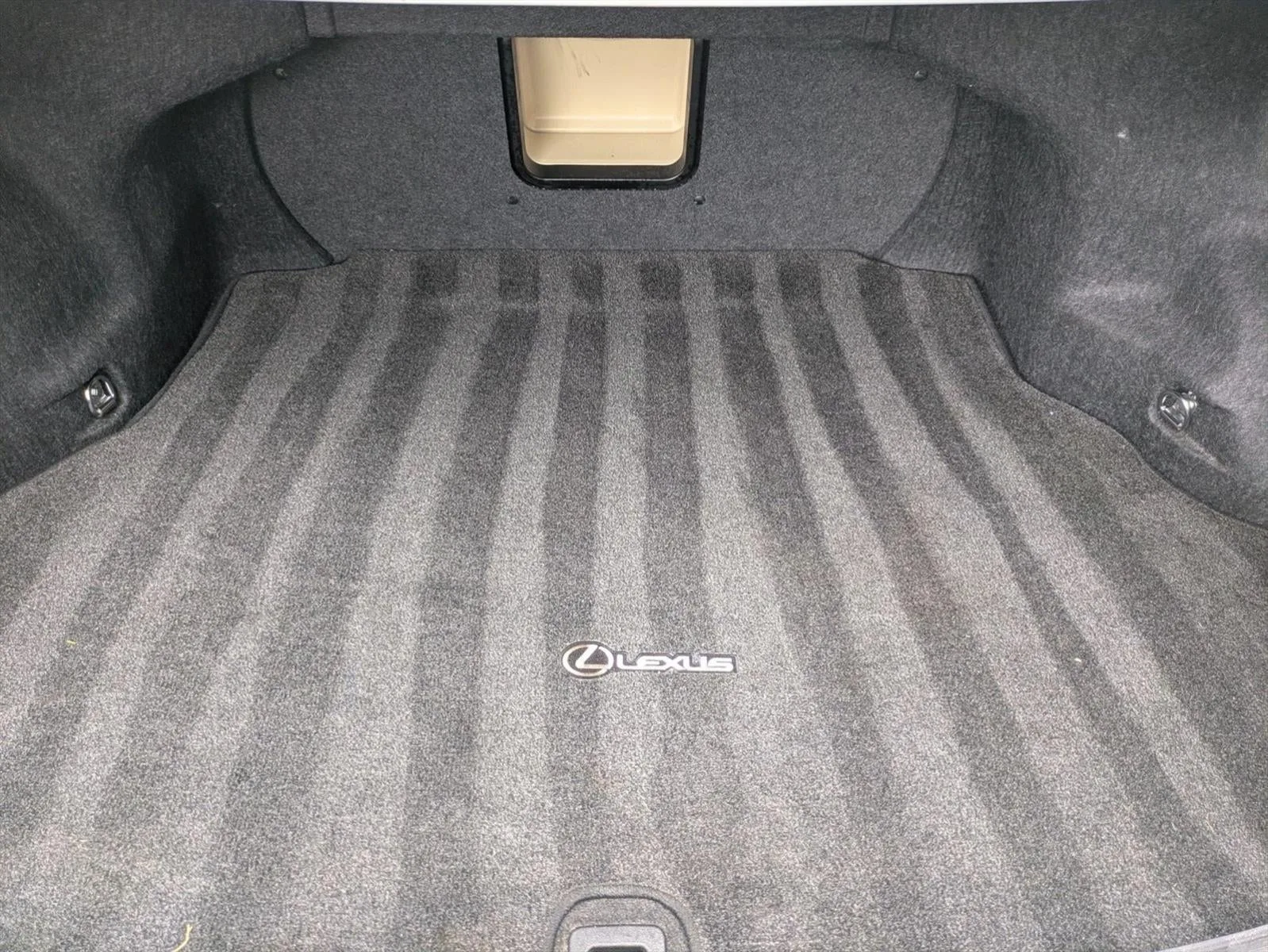 2014 Lexus ES 350 4dr Sdn photo 6