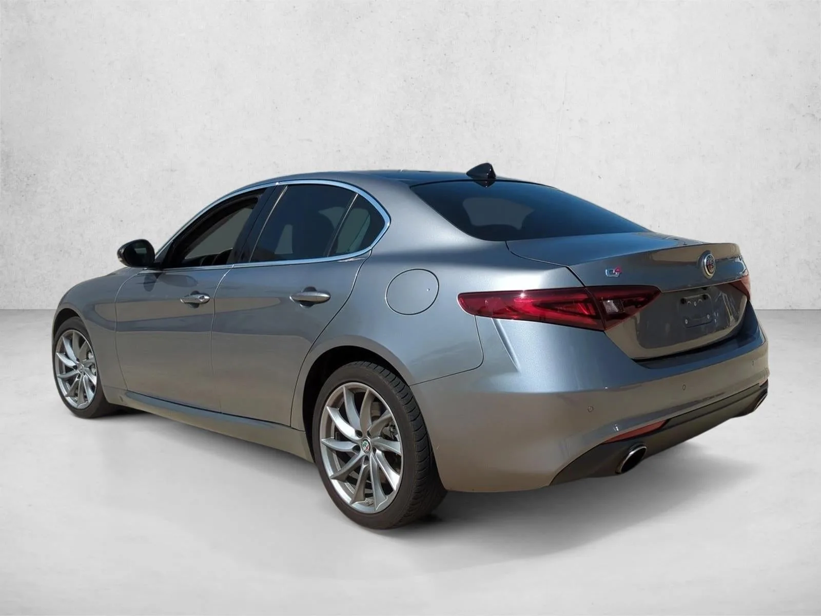 2020 Alfa Romeo Giulia AWD photo 7