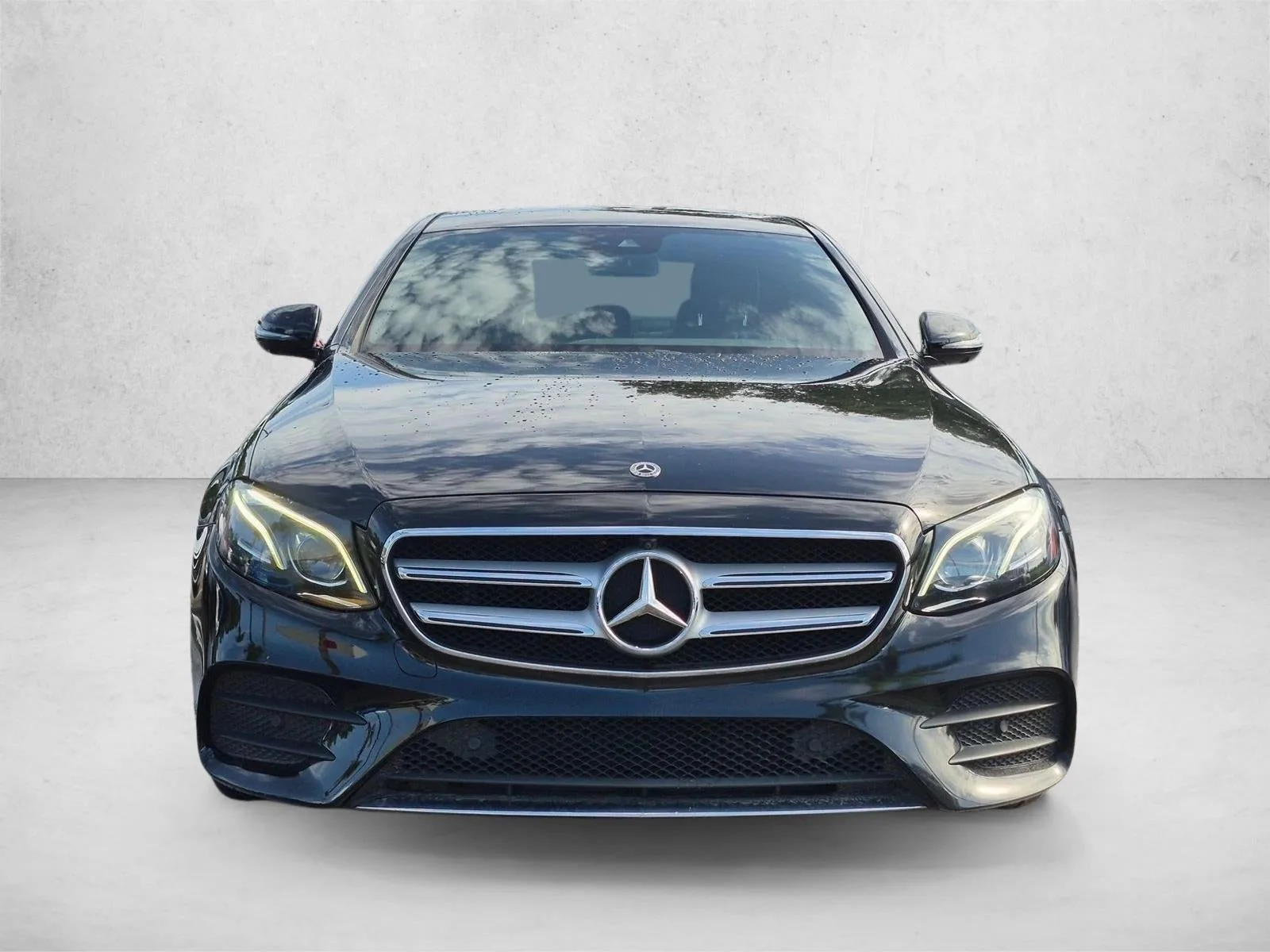 2019 Mercedes-Benz E-Class E 300 RWD Sedan photo 2