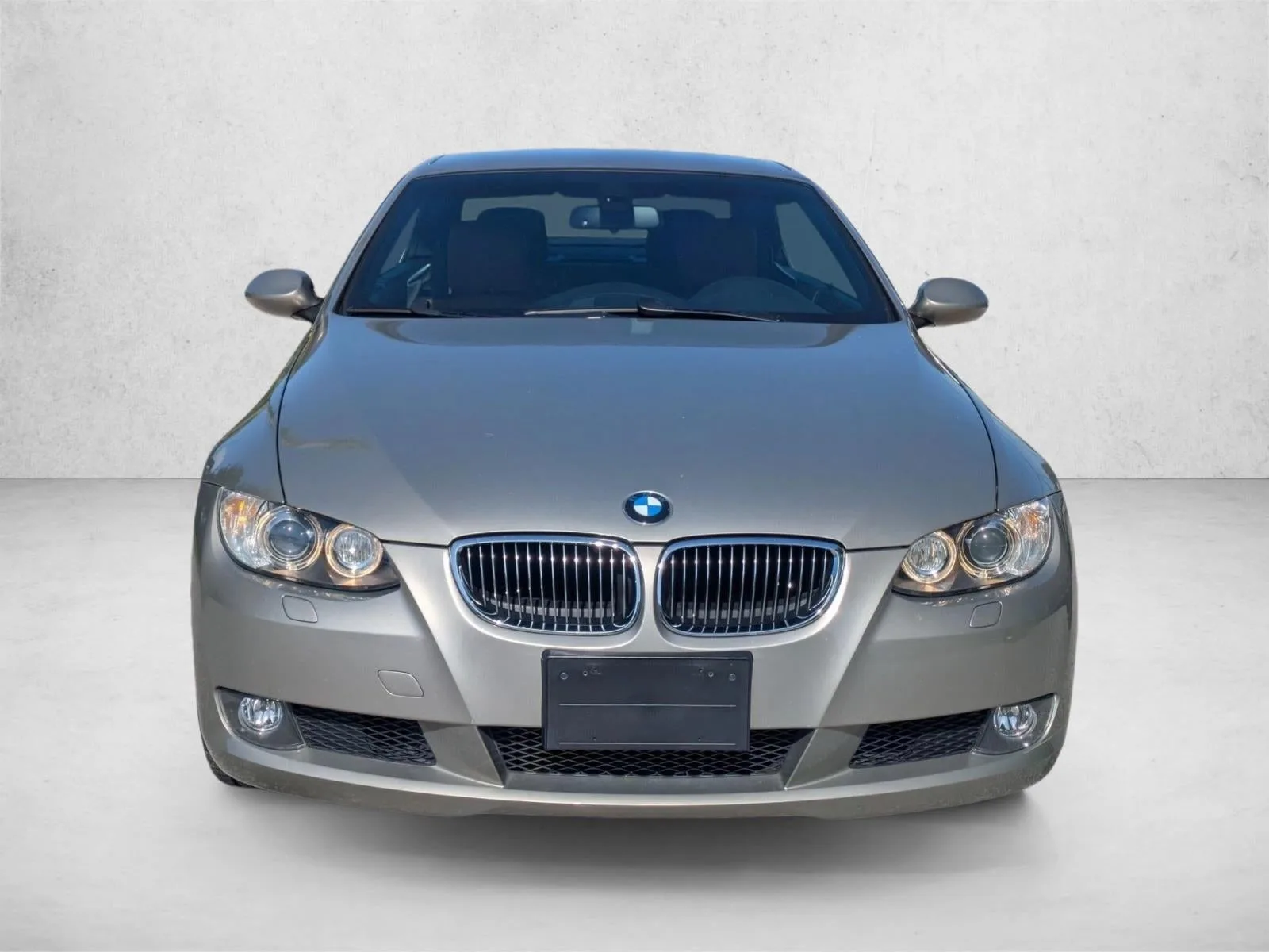 2008 BMW 328i Convertible photo 2
