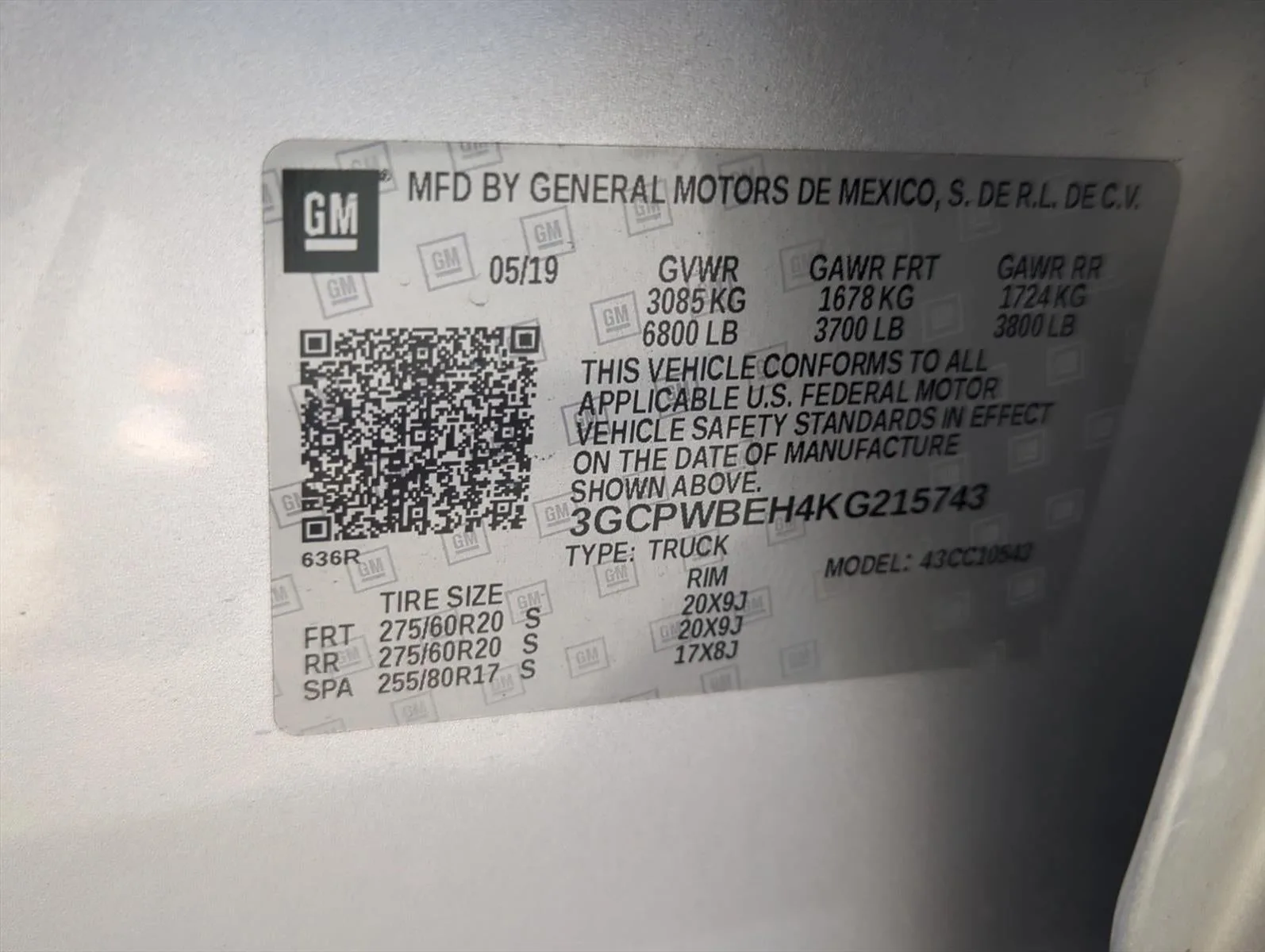 2019 Chevrolet Silverado 1500 Crew Cab Short Box 2-Wheel Drive Custom photo 2