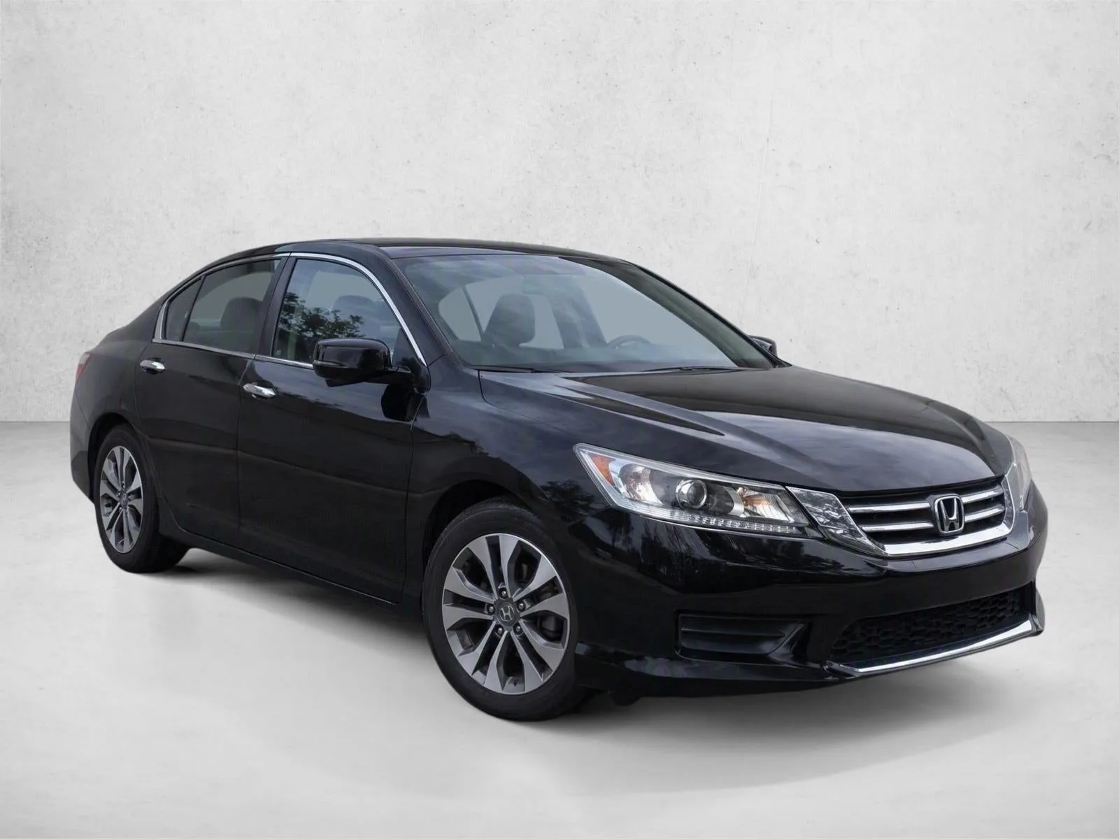 2014 Honda Accord Sedan LX CVT PZEV photo 3