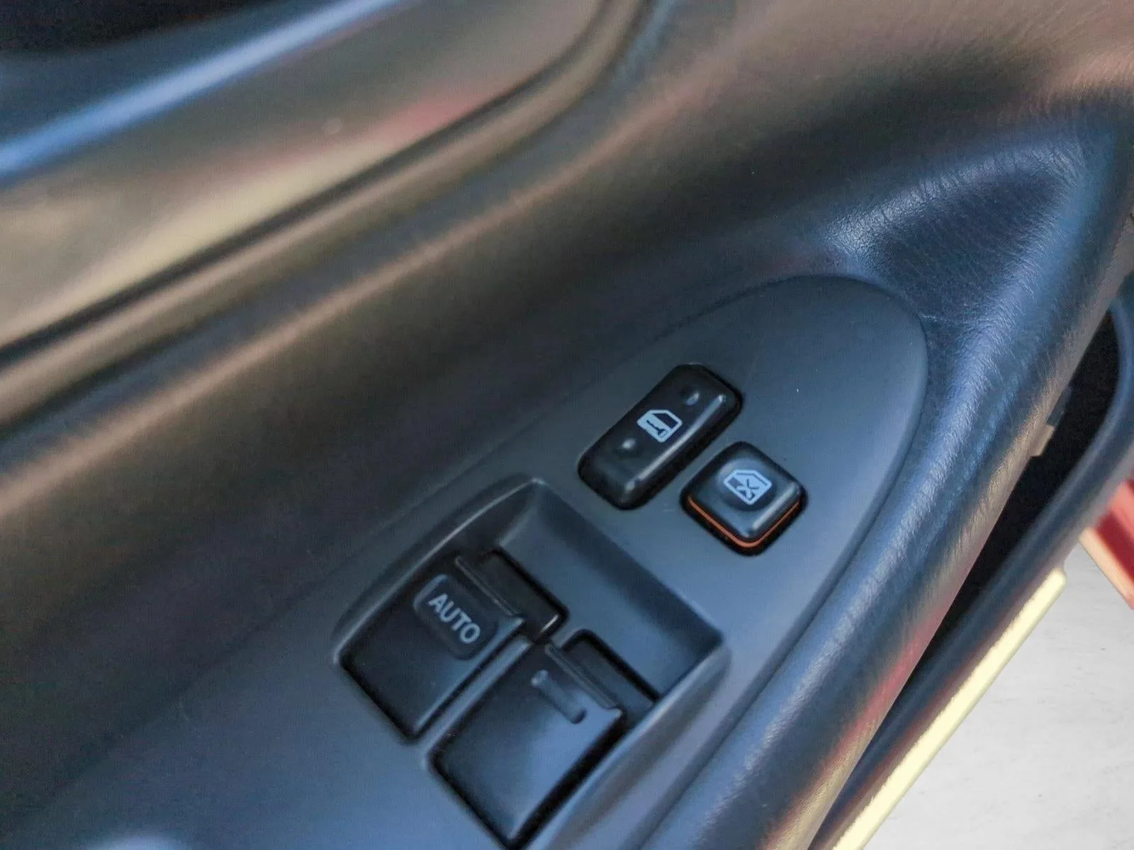 2001 Toyota Camry Solara SE photo 12